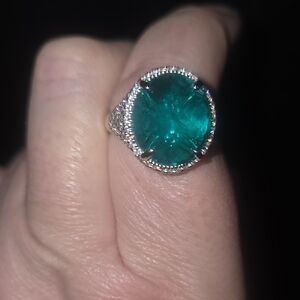 Elegant Silver and Green Gemstone Ring, Sz 10